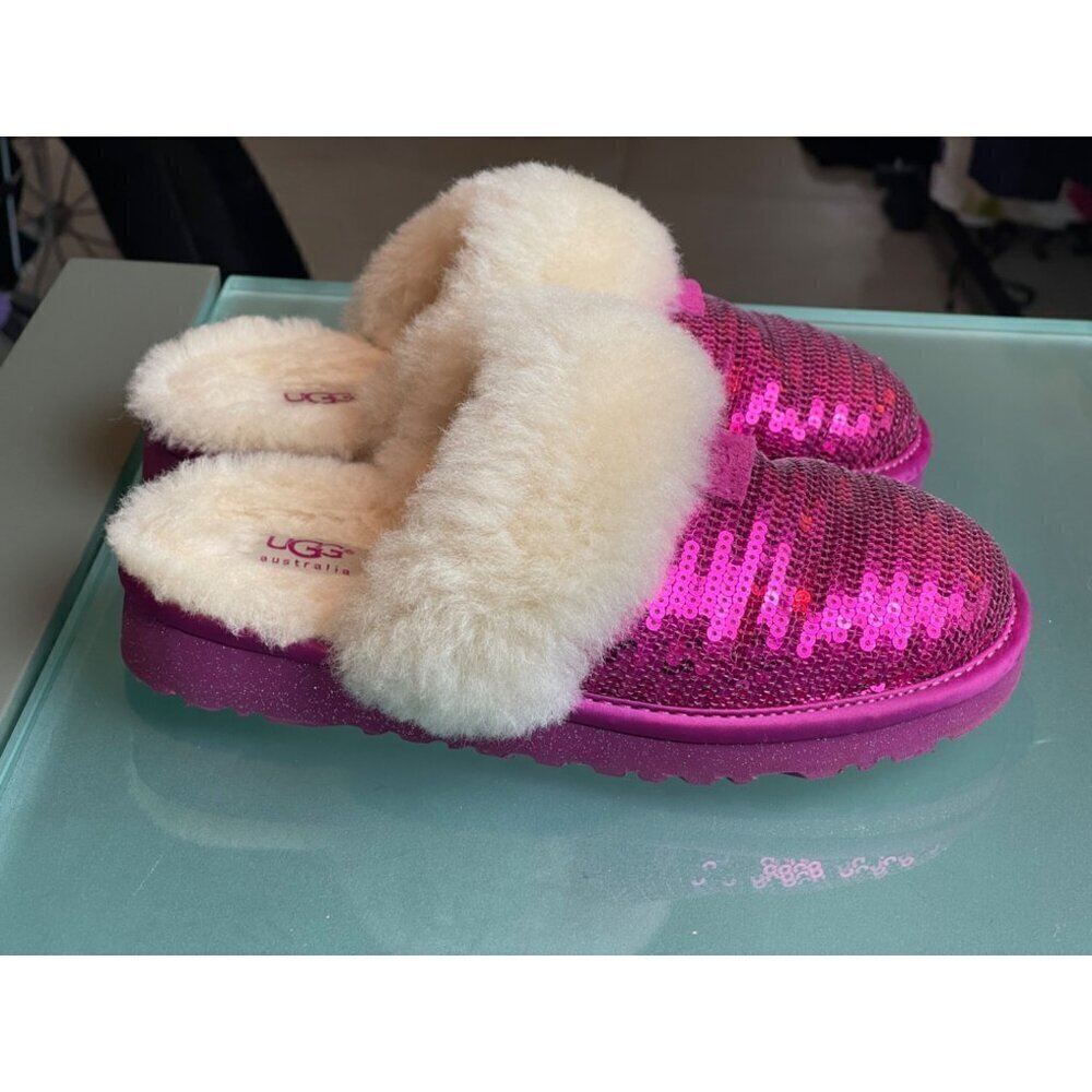UGG womens slippers pink sequined  size 2  thick  cosy fur lining